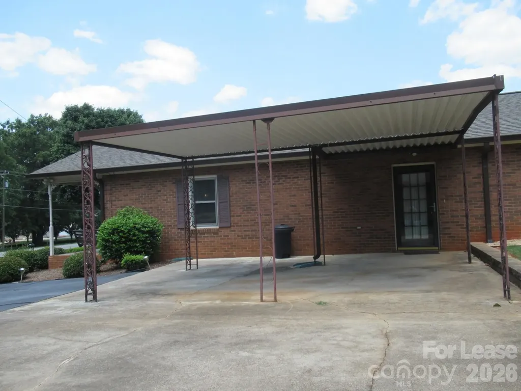 2828 Startown Road Newton NC 28658