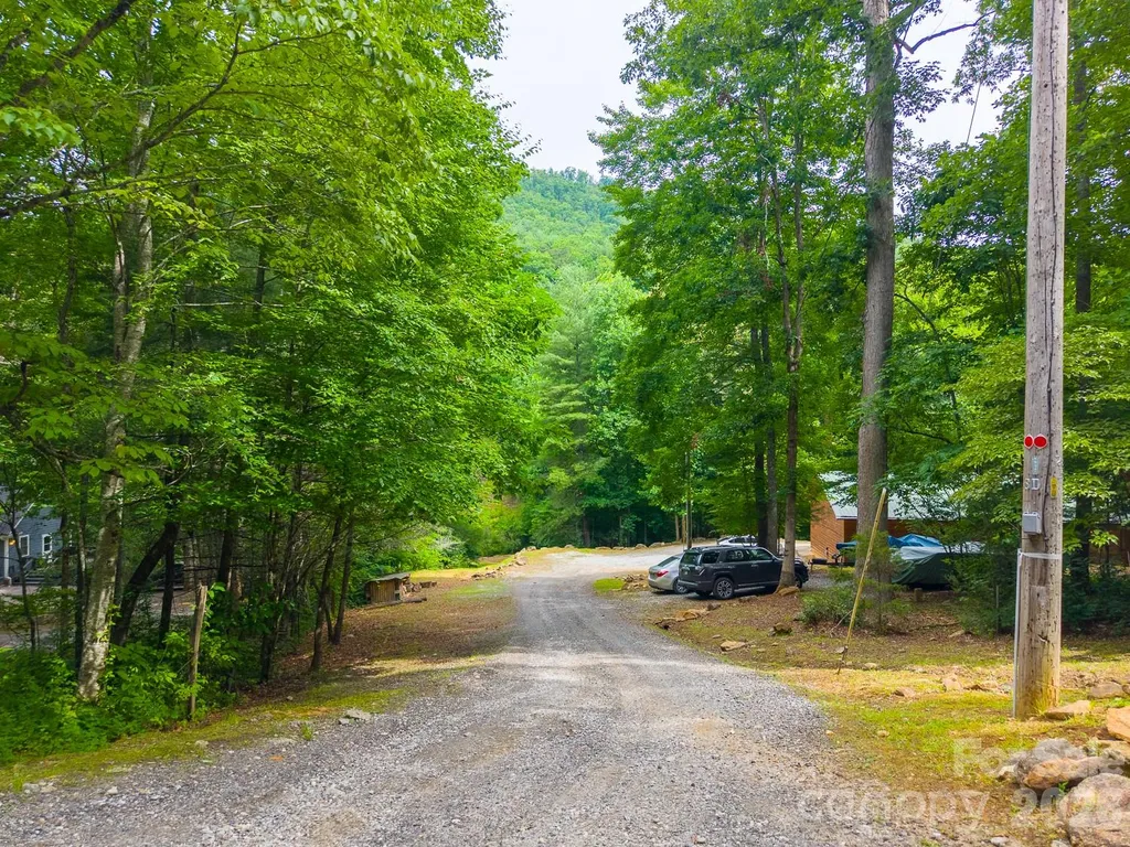 231 Cedar Creek Farm Road Tuckasegee NC 28783