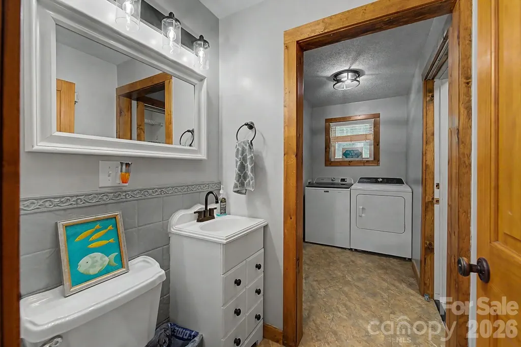 231 Cedar Creek Farm Road Tuckasegee NC 28783