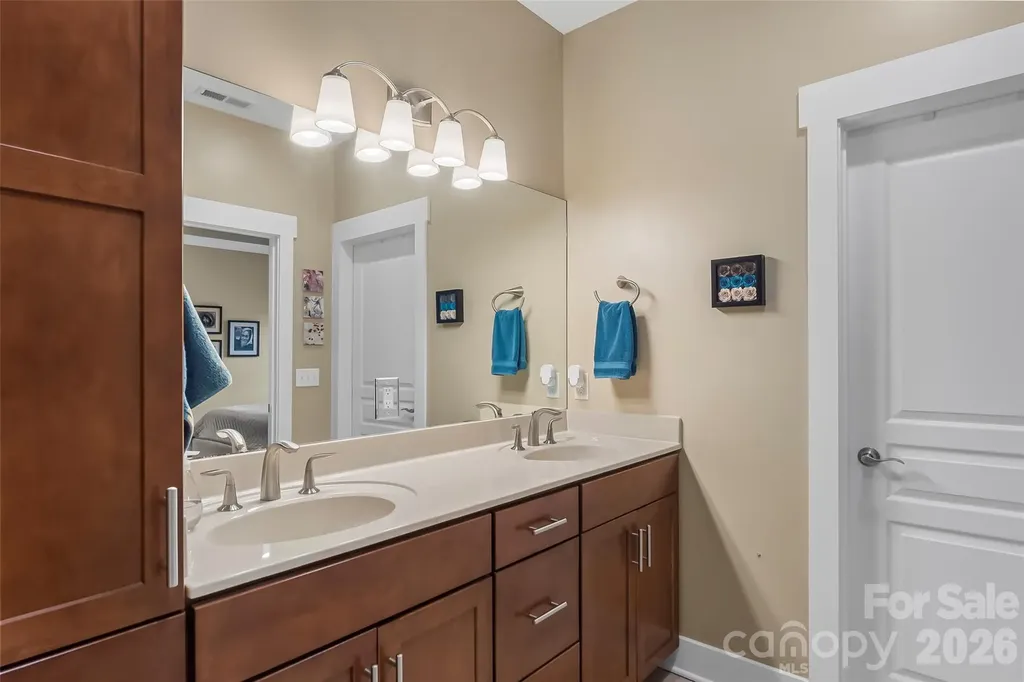 15 Craftsman View Drive Asheville NC 28804