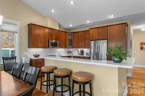 15 Craftsman View Drive Asheville NC 28804