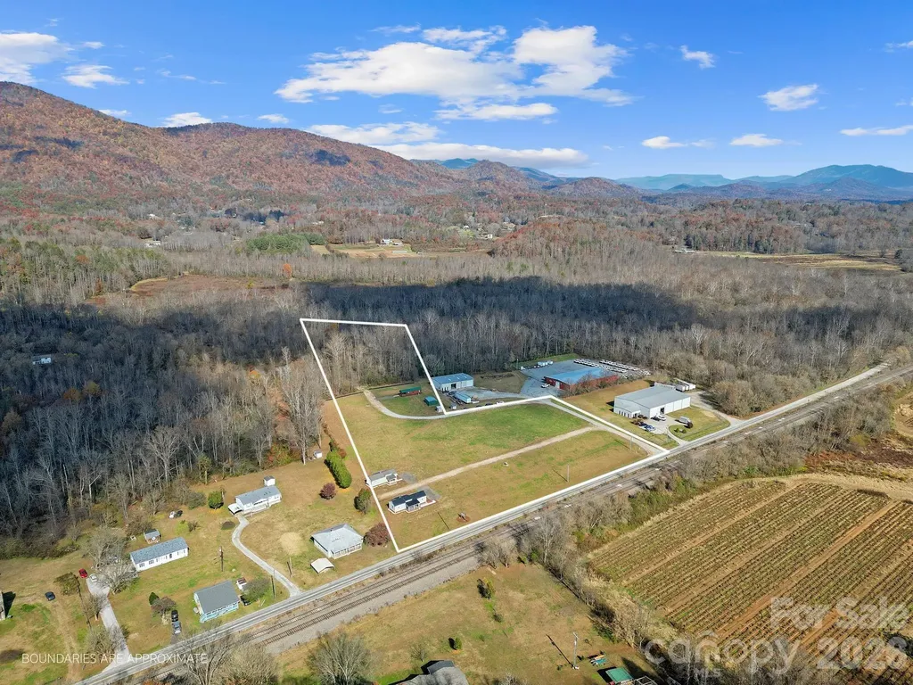 34 River Run Drive Marion NC 28752