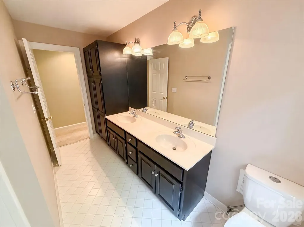 3711 Surry Ridge Court Charlotte NC 28210