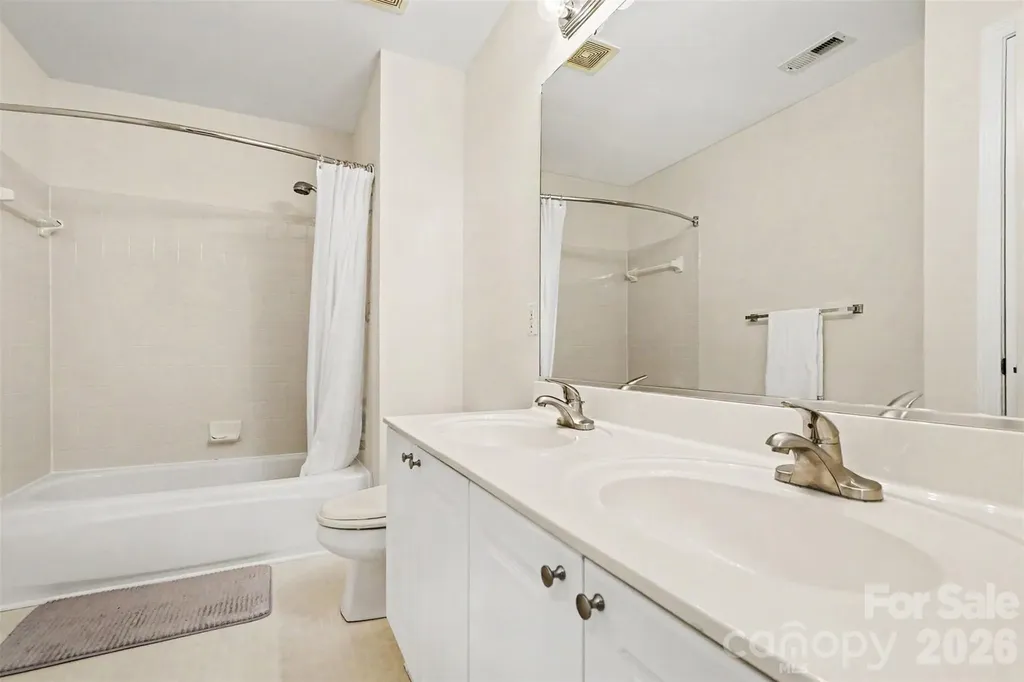 1421 Moonstone Drive Matthews NC 28105