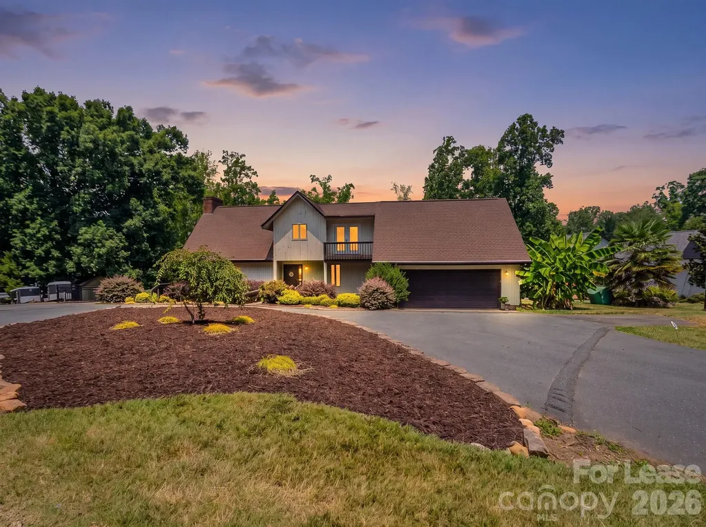 256 Greenbay Road Mooresville NC 28117