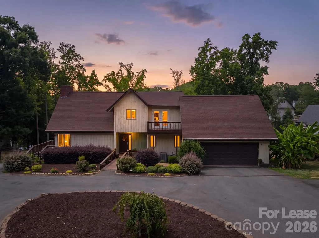 256 Greenbay Road Mooresville NC 28117