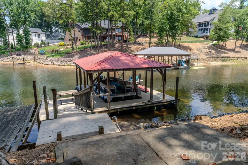 256 Greenbay Road Mooresville NC 28117