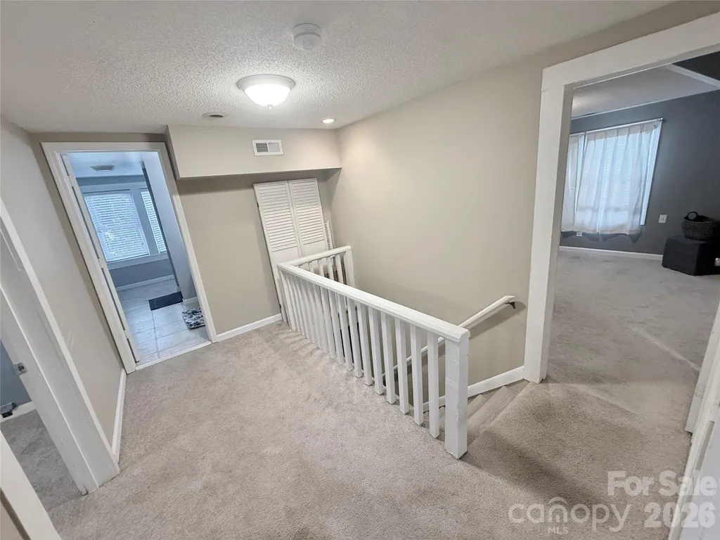 302 S College Avenue Newton NC 28658