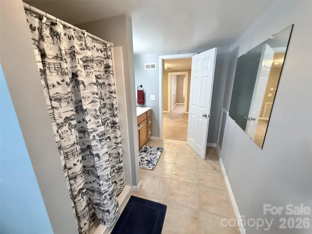 302 S College Avenue Newton NC 28658