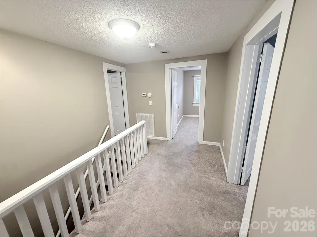 302 S College Avenue Newton NC 28658