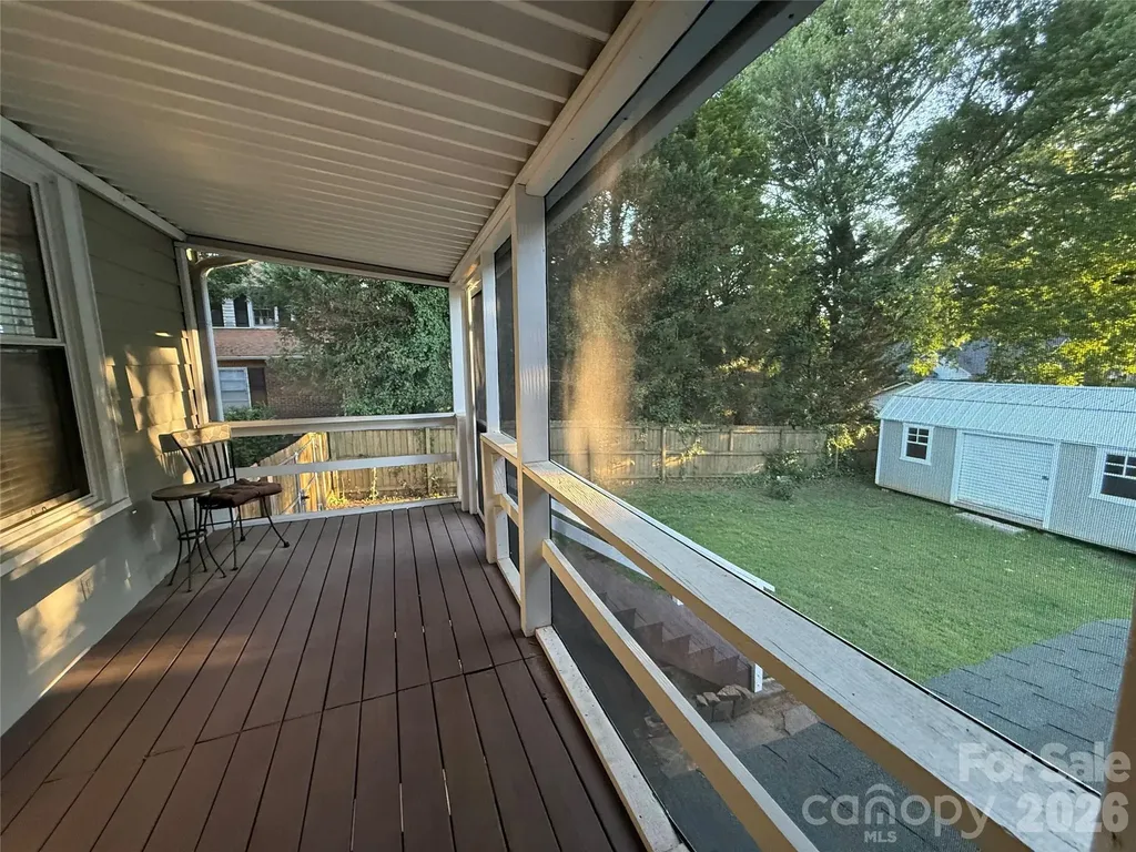 302 S College Avenue Newton NC 28658