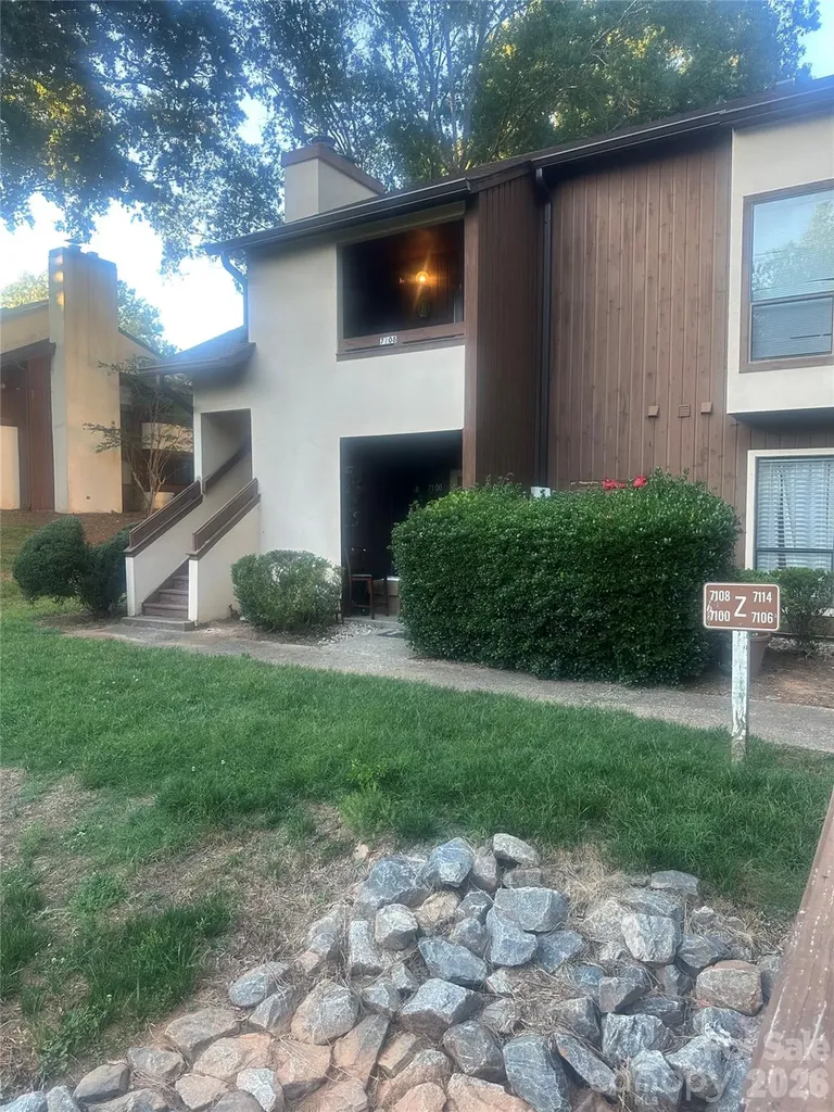 7100 Winery Lane Charlotte NC 28227