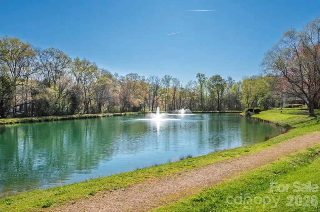 7100 Winery Lane Charlotte NC 28227