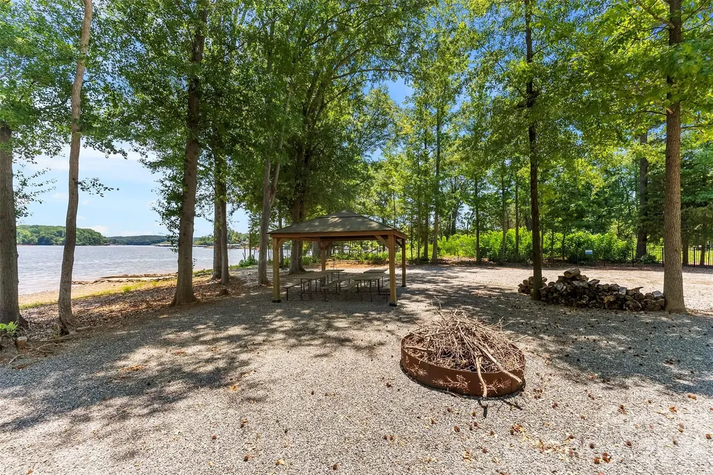 3000 Applewood Point Lane Belmont NC 28012