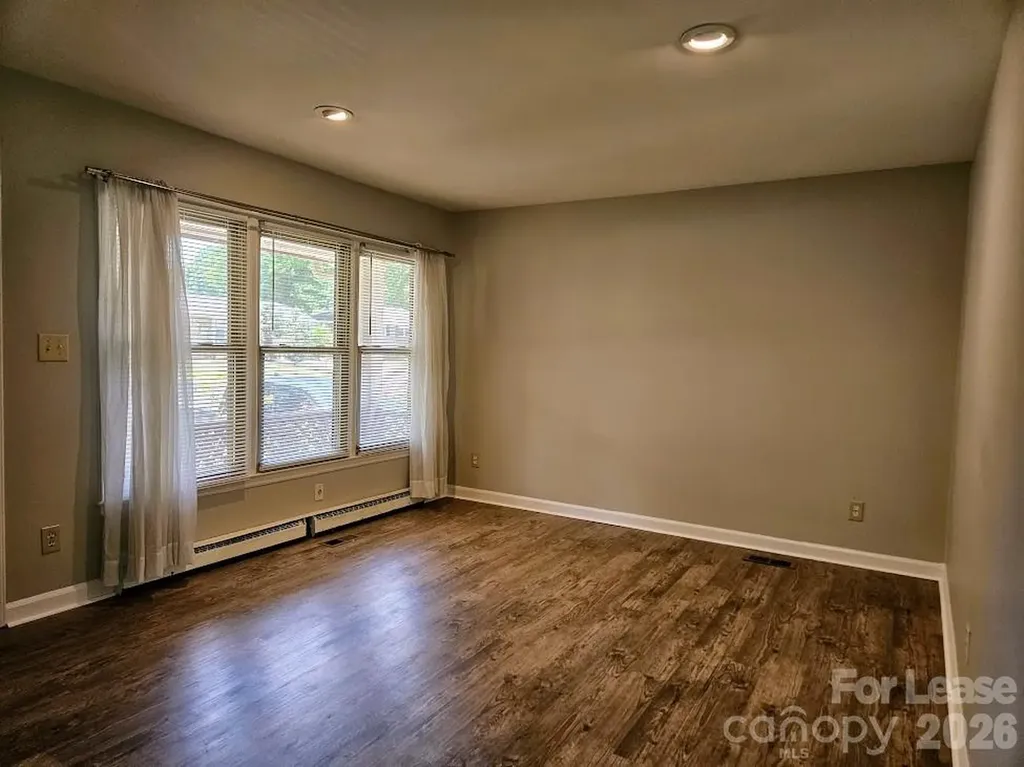 1120 Georgetown Drive Charlotte NC 28213