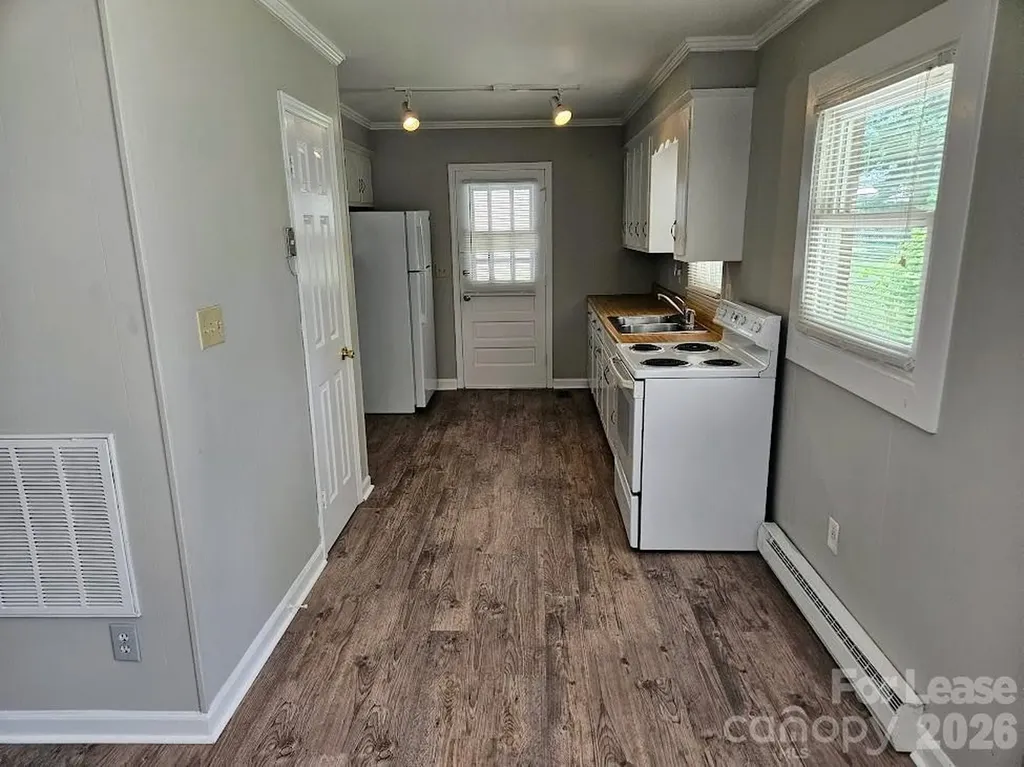 1120 Georgetown Drive Charlotte NC 28213