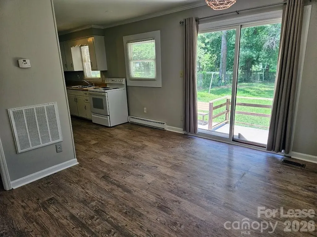 1120 Georgetown Drive Charlotte NC 28213