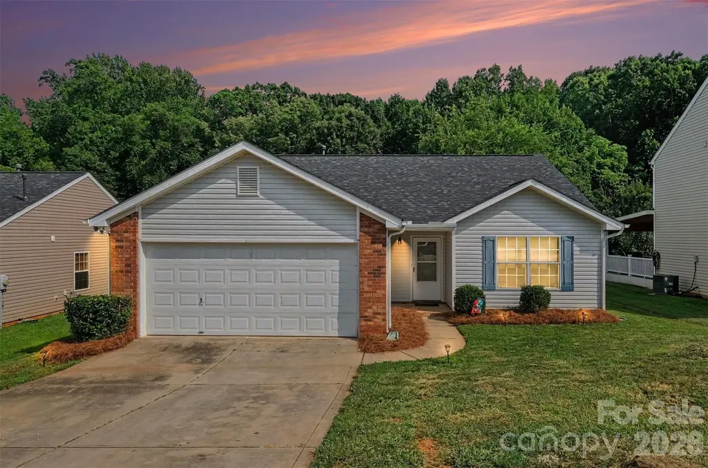1505 Clooney Lane Charlotte NC 28262