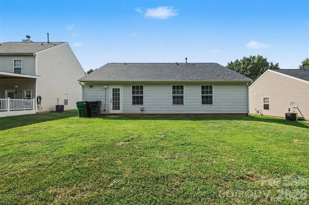 1505 Clooney Lane Charlotte NC 28262