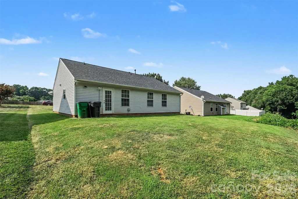1505 Clooney Lane Charlotte NC 28262