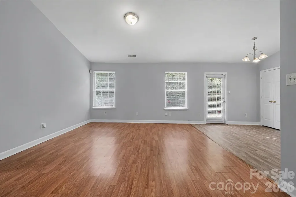1505 Clooney Lane Charlotte NC 28262