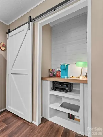 64 Tupper Lane Hendersonville NC 28792