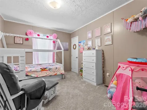 64 Tupper Lane Hendersonville NC 28792