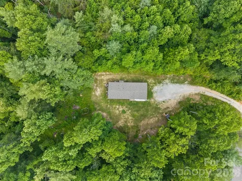 64 Tupper Lane Hendersonville NC 28792