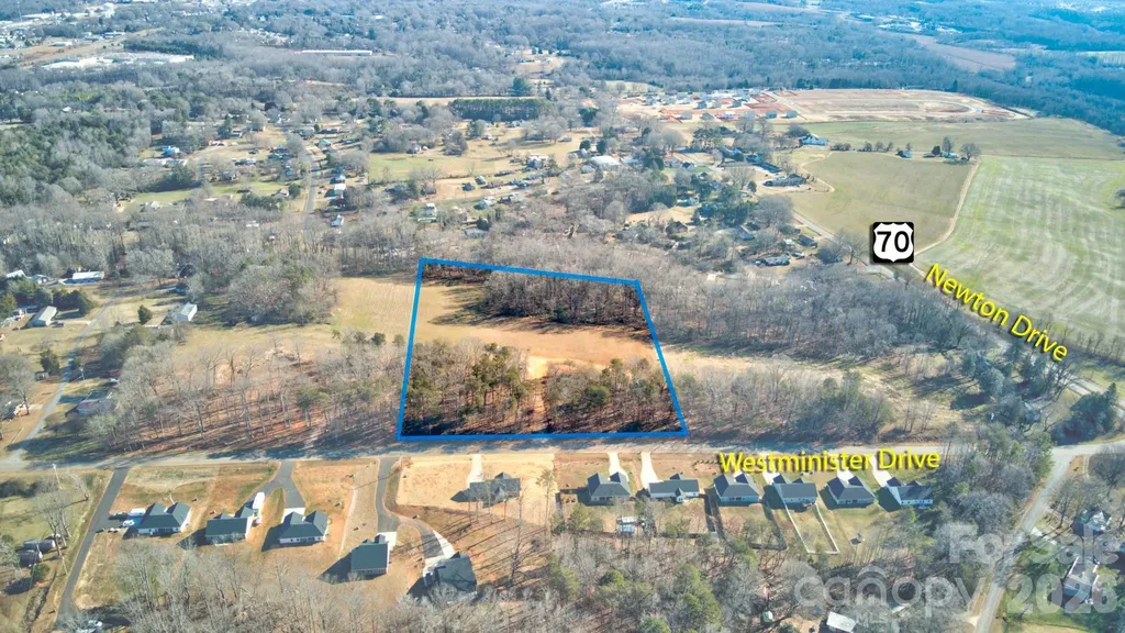 911 Westminster Drive Statesville NC 28677