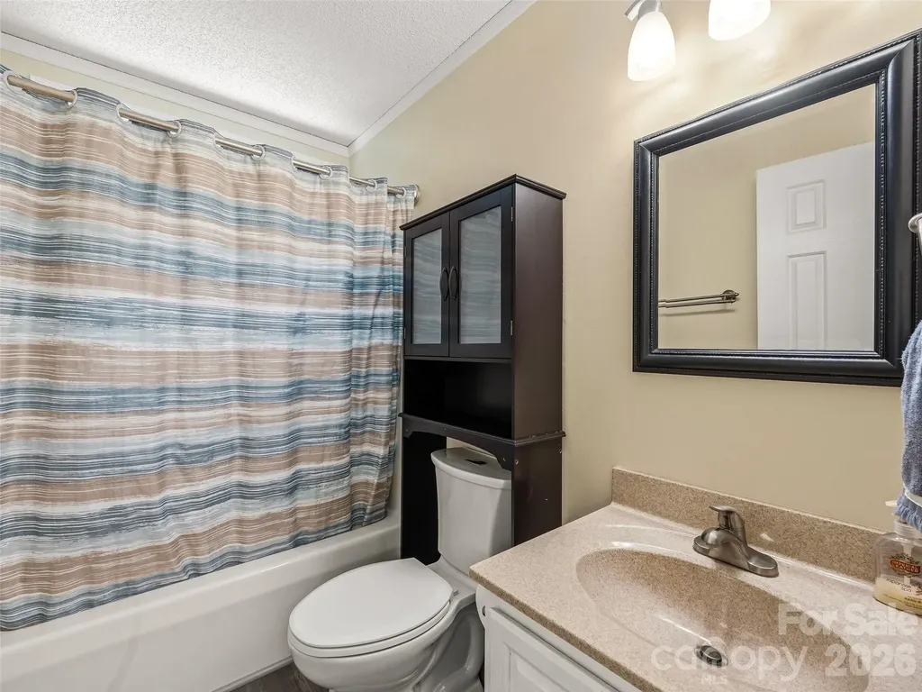 206 Camellia Way Laurel Park NC 28739