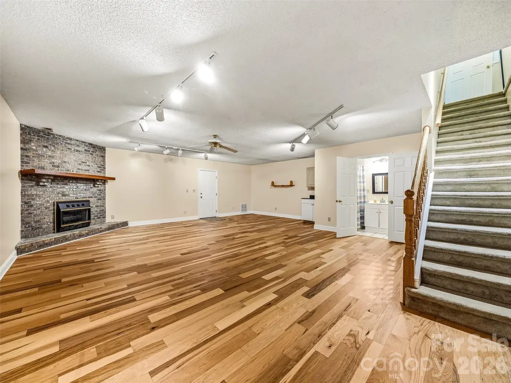 206 Camellia Way Laurel Park NC 28739