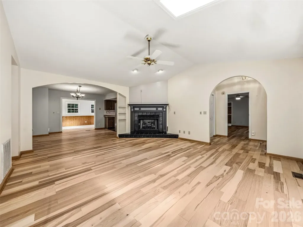 206 Camellia Way Laurel Park NC 28739