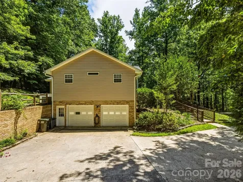 206 Camellia Way Laurel Park NC 28739