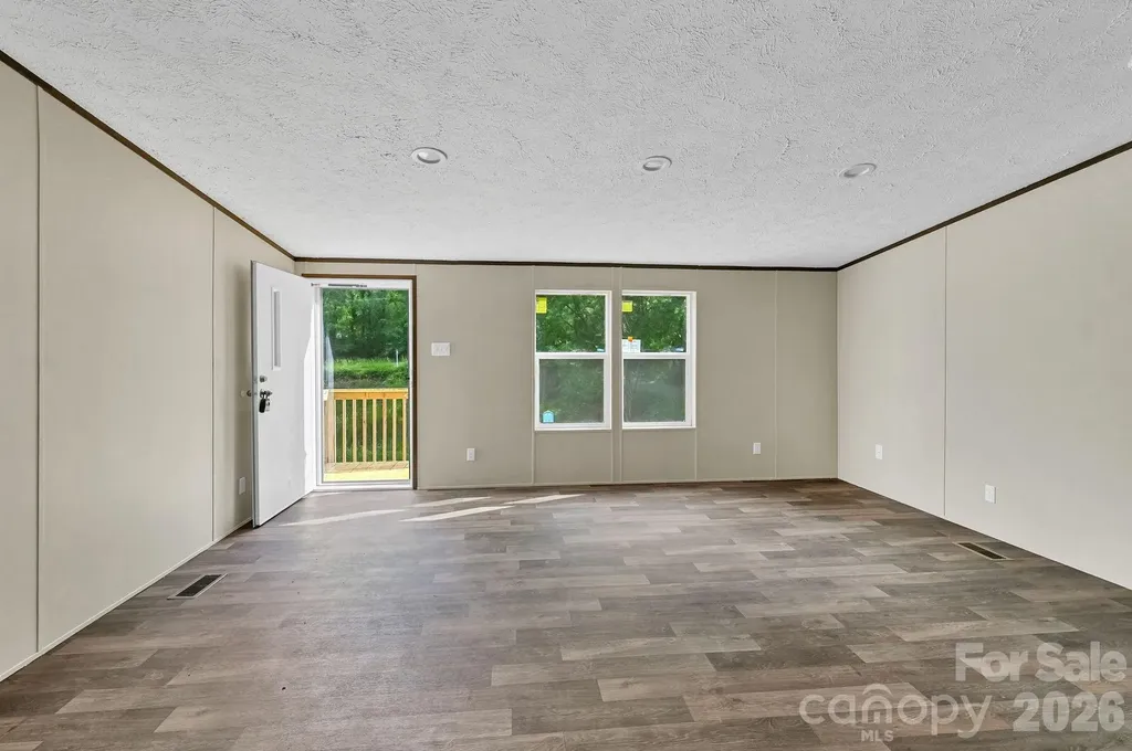 49 Spivey Mountain Road Asheville NC 28806