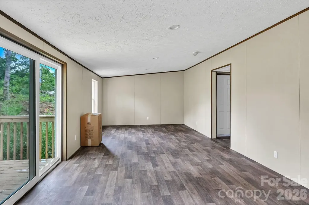 49 Spivey Mountain Road Asheville NC 28806