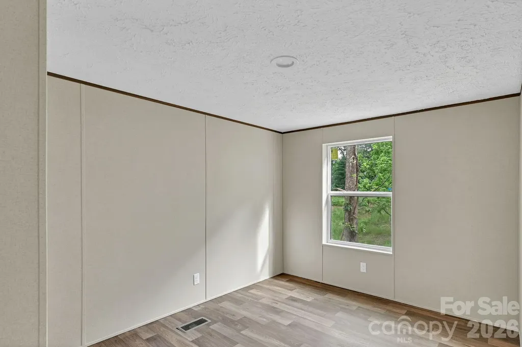 49 Spivey Mountain Road Asheville NC 28806