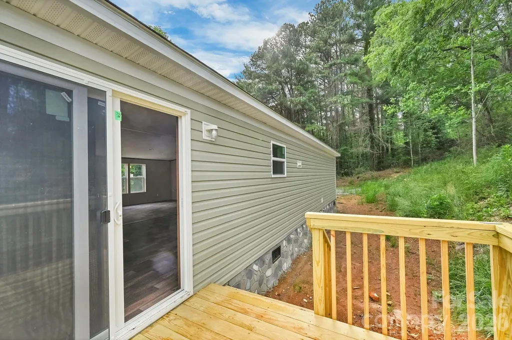 49 Spivey Mountain Road Asheville NC 28806
