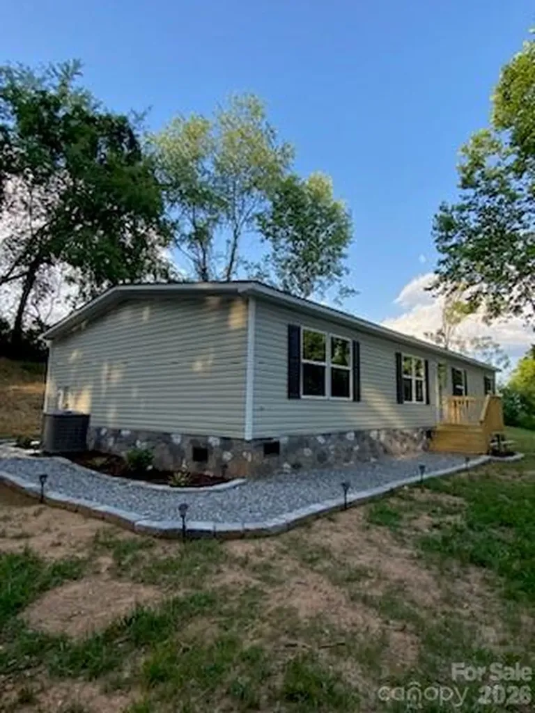 49 Spivey Mountain Road Asheville NC 28806