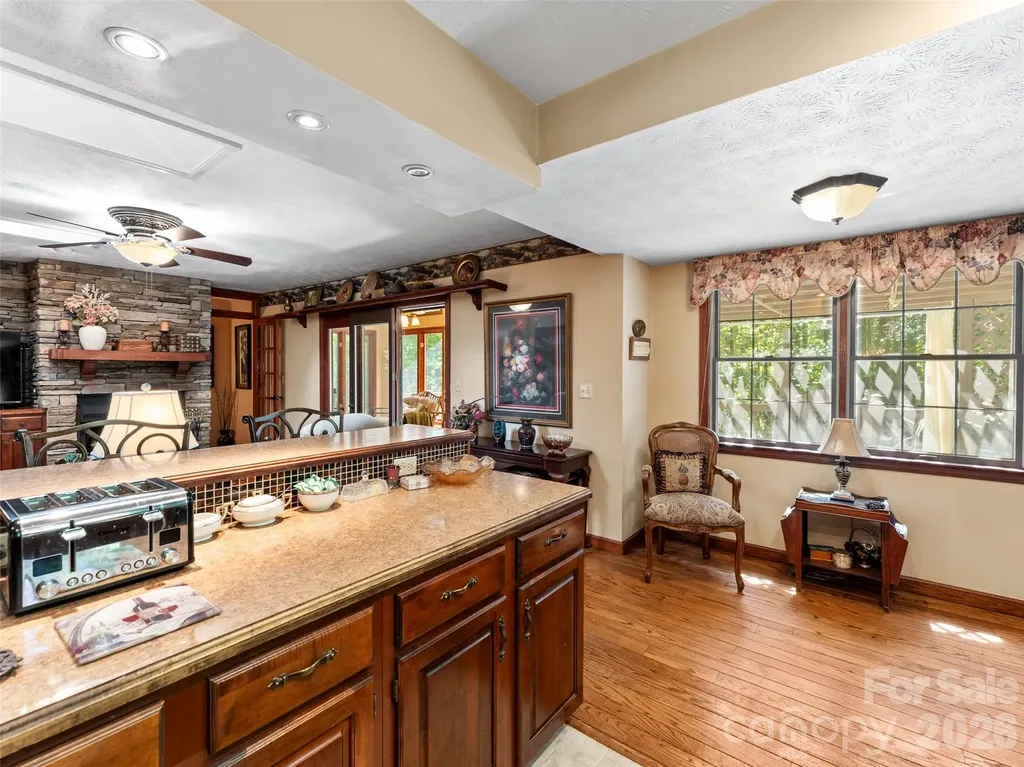 3 Westbridge Drive Hendersonville NC 28739