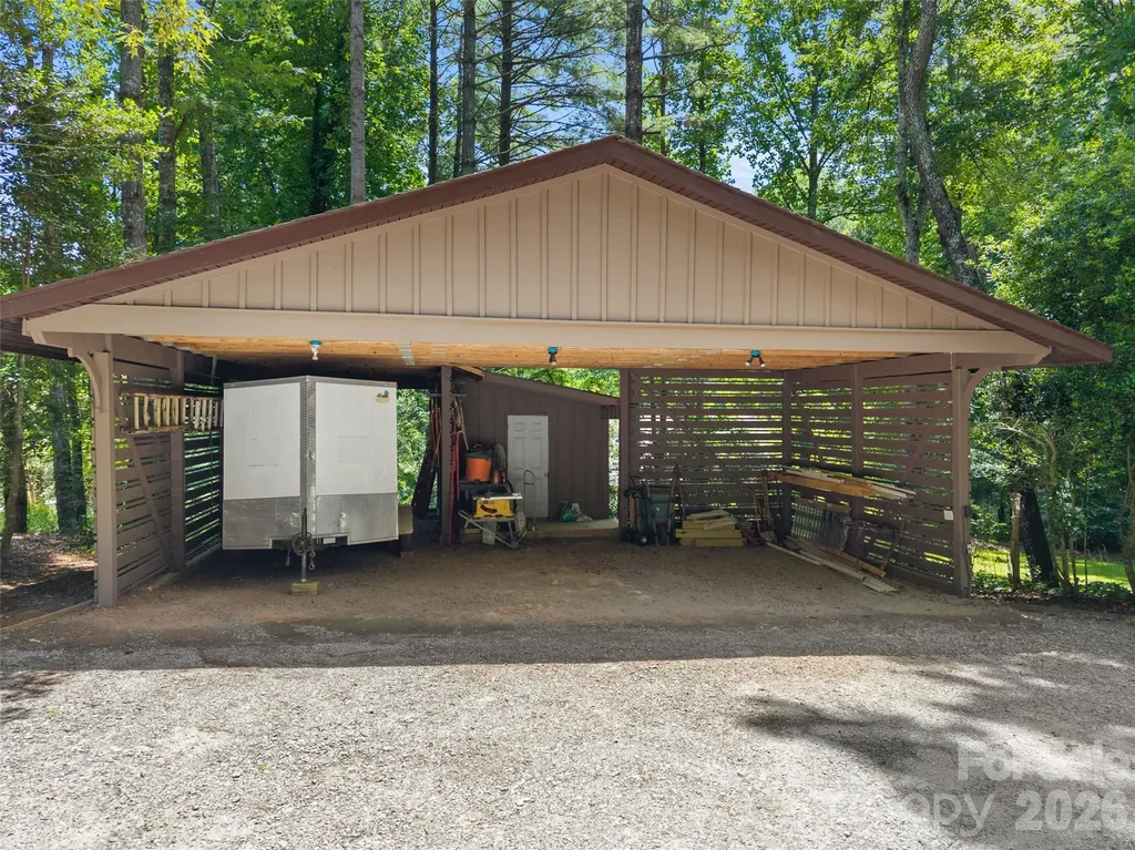 3 Westbridge Drive Hendersonville NC 28739