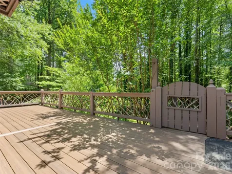 3 Westbridge Drive Hendersonville NC 28739