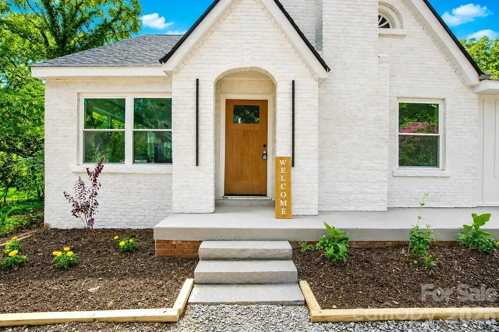 4115 N Sharon Amity Road Charlotte NC 28205
