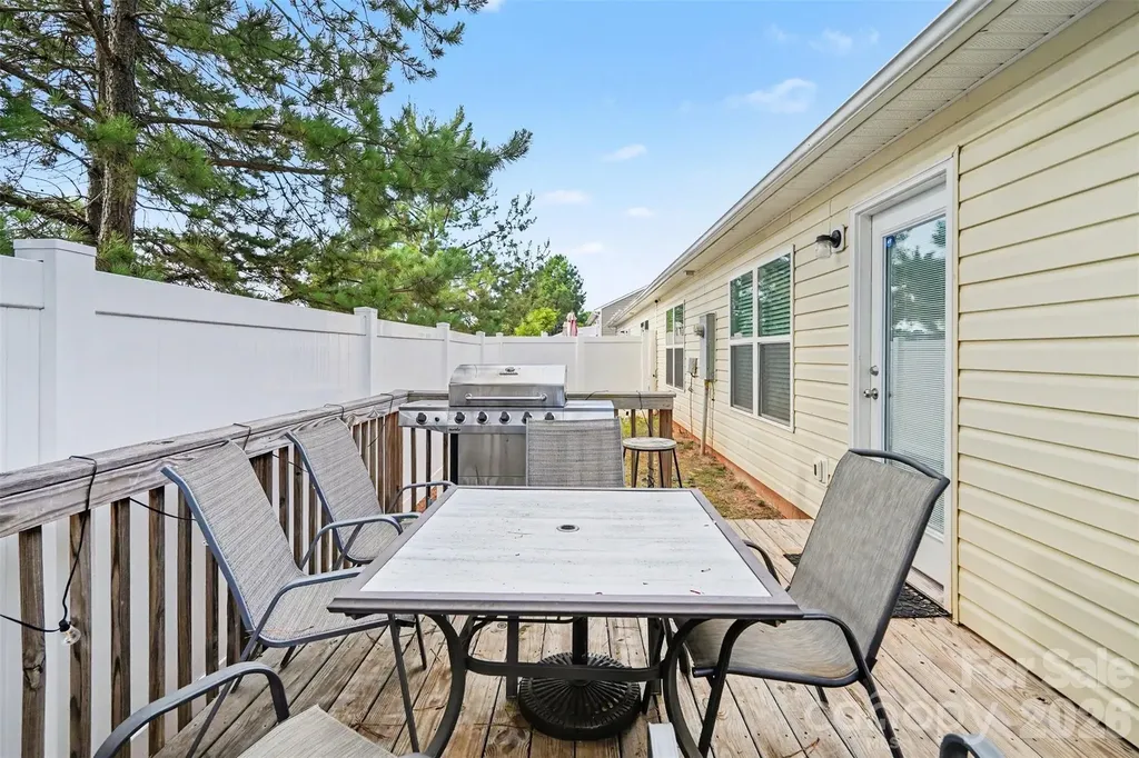 1170 Amberlight Circle Salisbury NC 28144