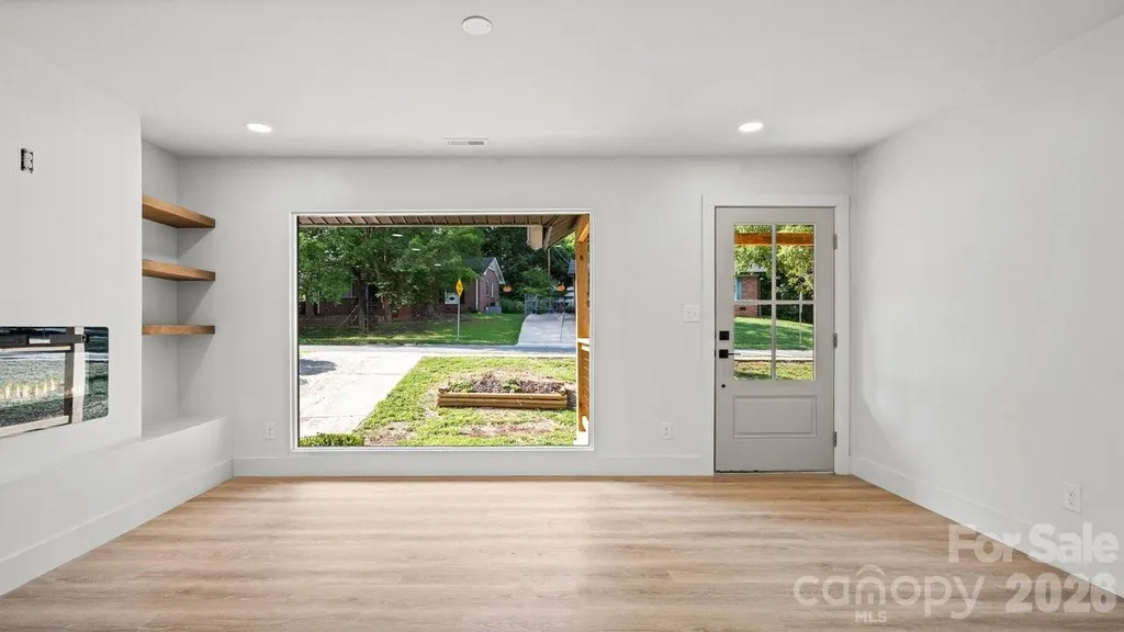3320 Winterfield Place Charlotte NC 28205