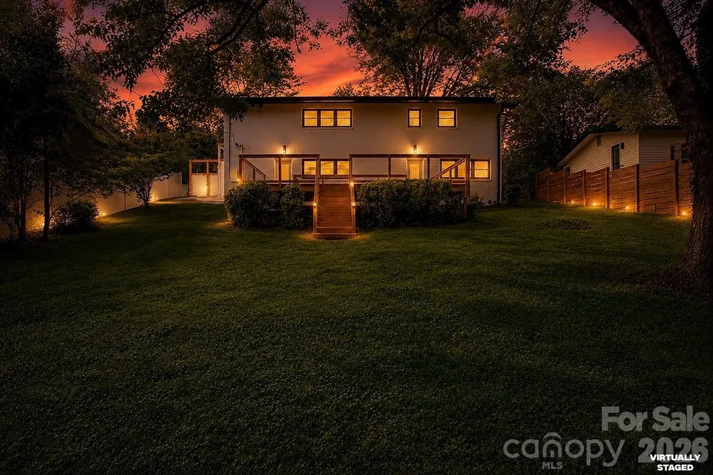 3320 Winterfield Place Charlotte NC 28205