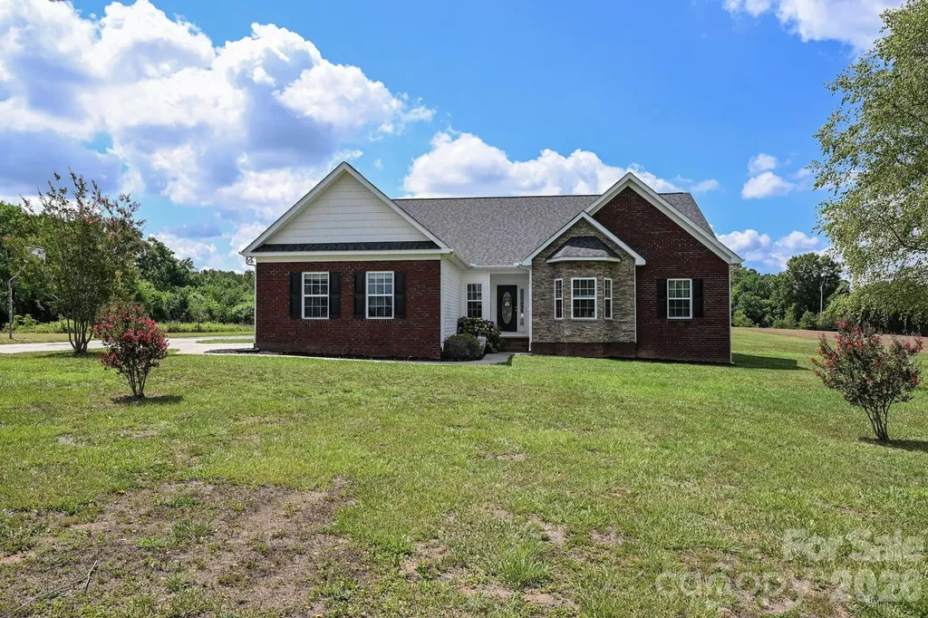 5112 Monroe Ansonville Road Wingate NC 28174