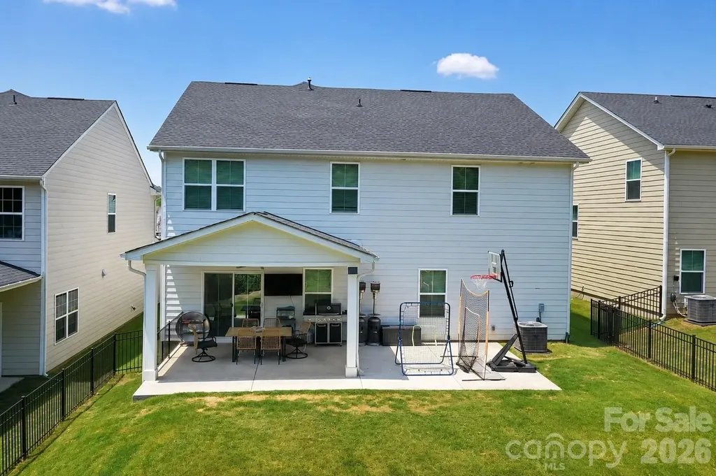208 Tetcott Street Mooresville NC 28115