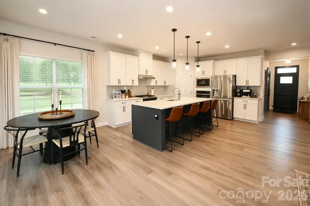 208 Tetcott Street Mooresville NC 28115