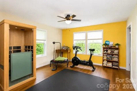24 Old Rogers Lane Sylva NC 28779