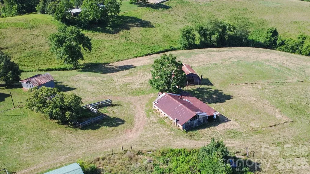 1779 Round Hill Church Road Traphill NC 28685